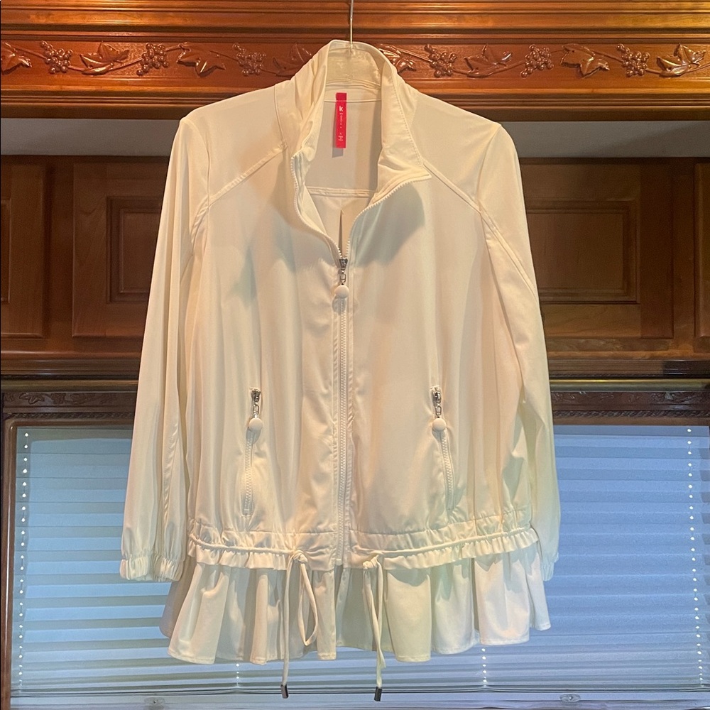 I C COLLECTION Cream Zip-Up Jacket with Ruffle Hem